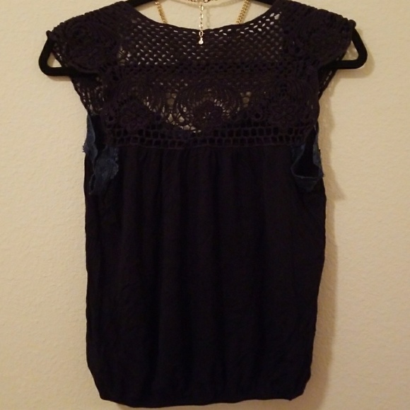 Forever 21 Fashion Tank - Picture 2 of 2