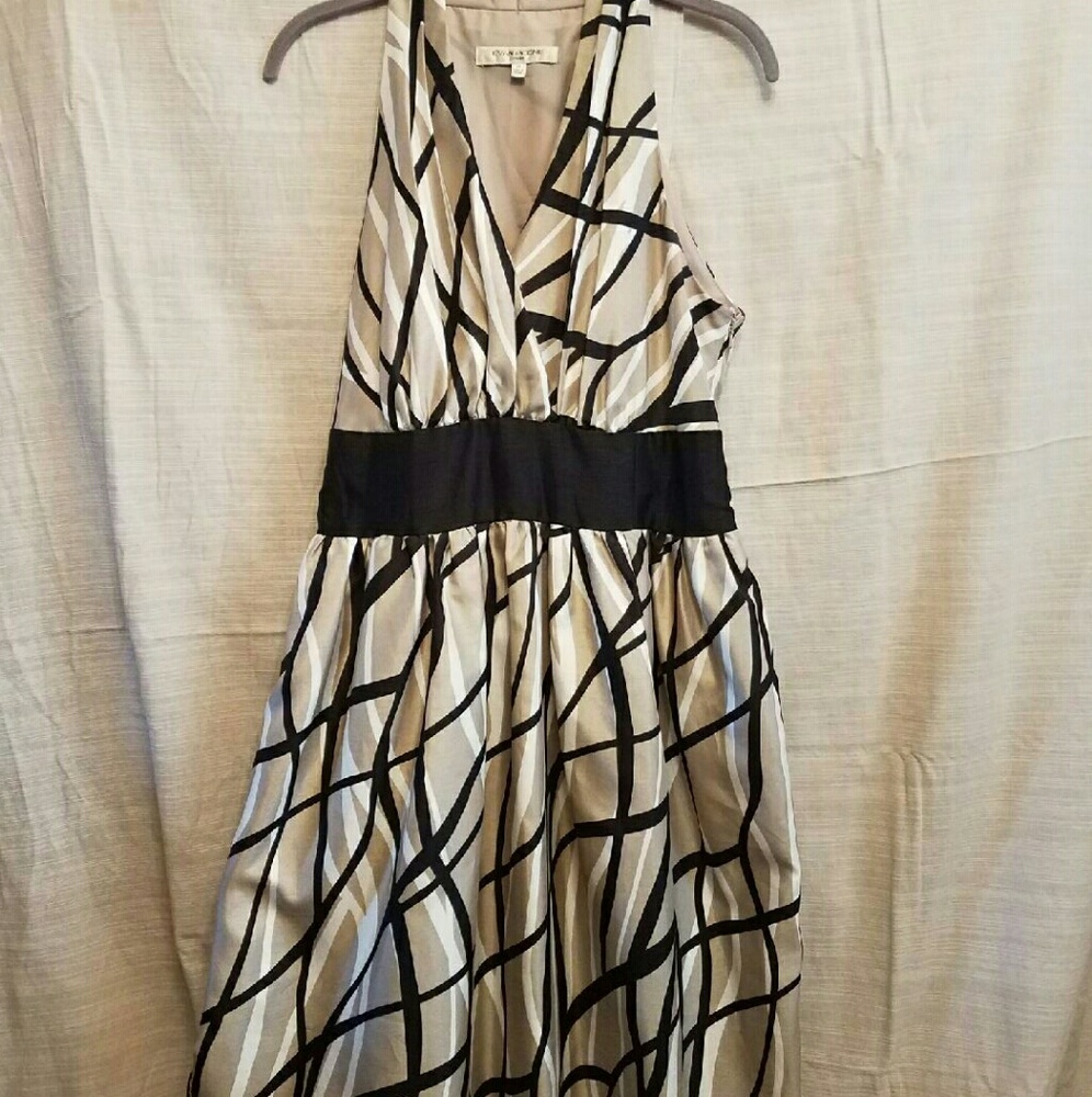 Feminine dress