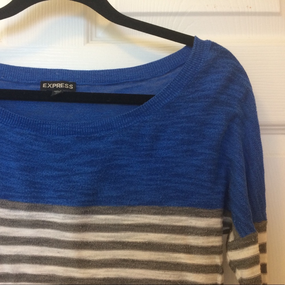 Express stripped top with rollable sleeves