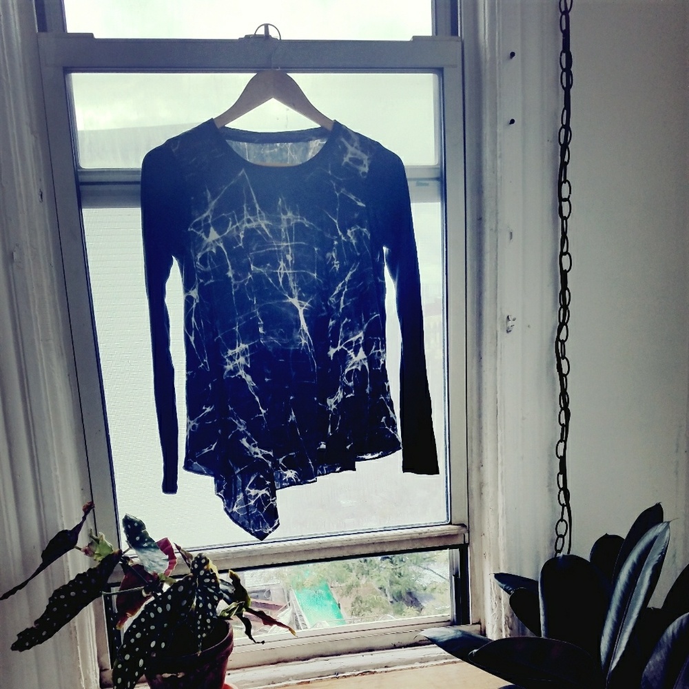 asymmetrical marble top