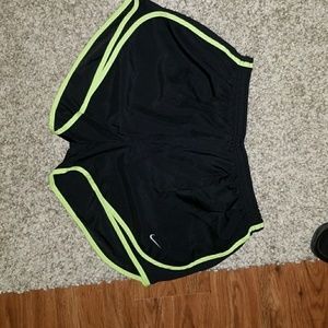 Nike Women's Shorts Size Large