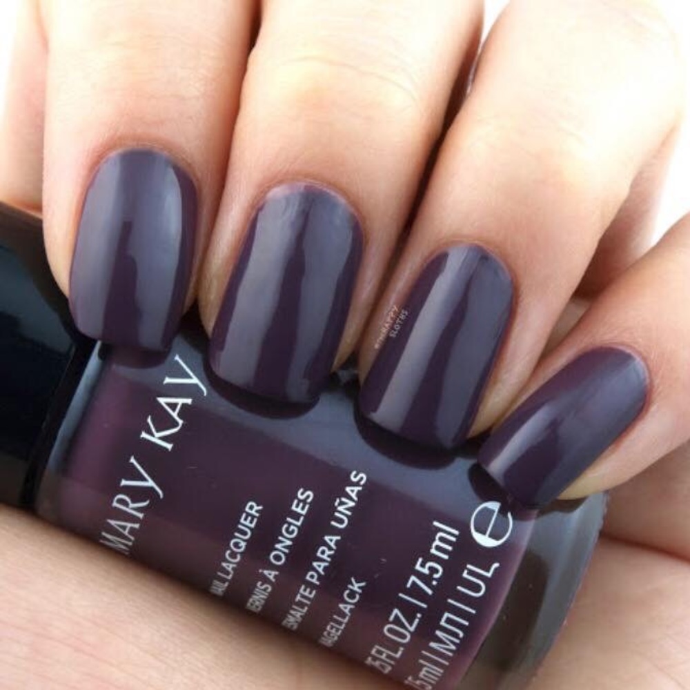 Mary Kay Nail Lacquer: Violet Silk