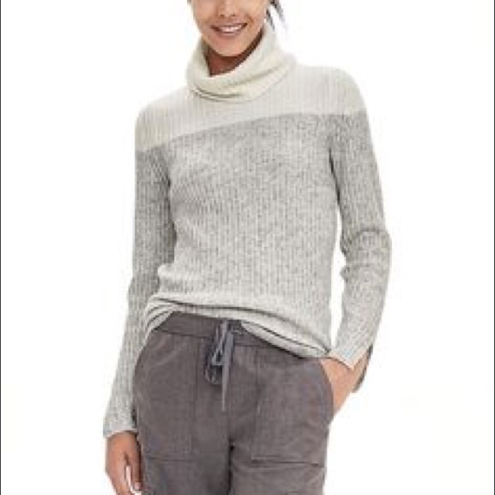 Banana Republic turtleneck