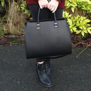 H & M large tote bag