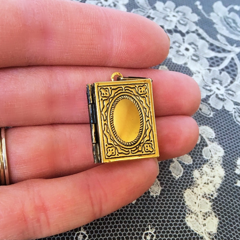 Set of 5 Vintage Book Lockets - A La Carte - Picture 3 of 4