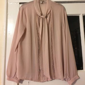 Forever21 blush blouse with bow