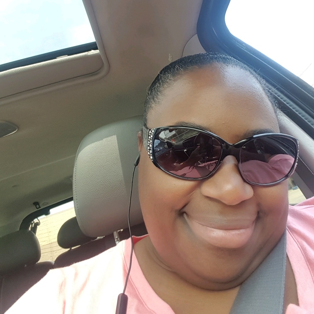 Meet your Posher, Nichole