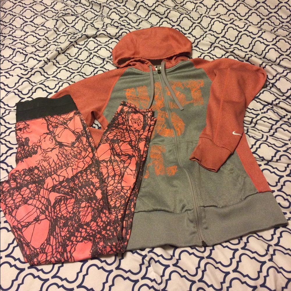 Two piece nike outfit