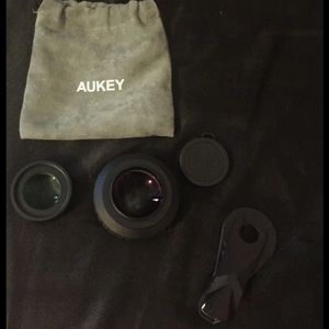 Clip on phone camera