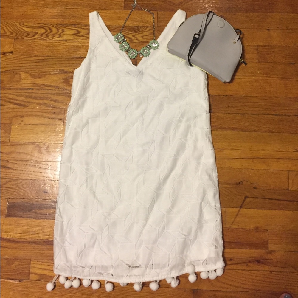 🎀Brand New Little White Dress🎀