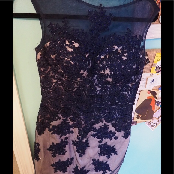 Navy blue homecoming dress size 2 - Picture 4 of 6