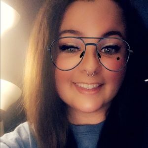 Meet your Posher, Katelynn