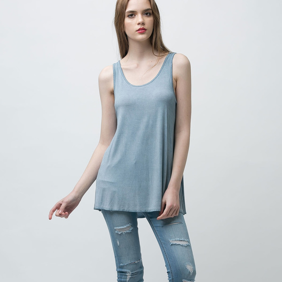 Blue Sleeveless Tunic Top with Lace Bralette - Picture 5 of 6