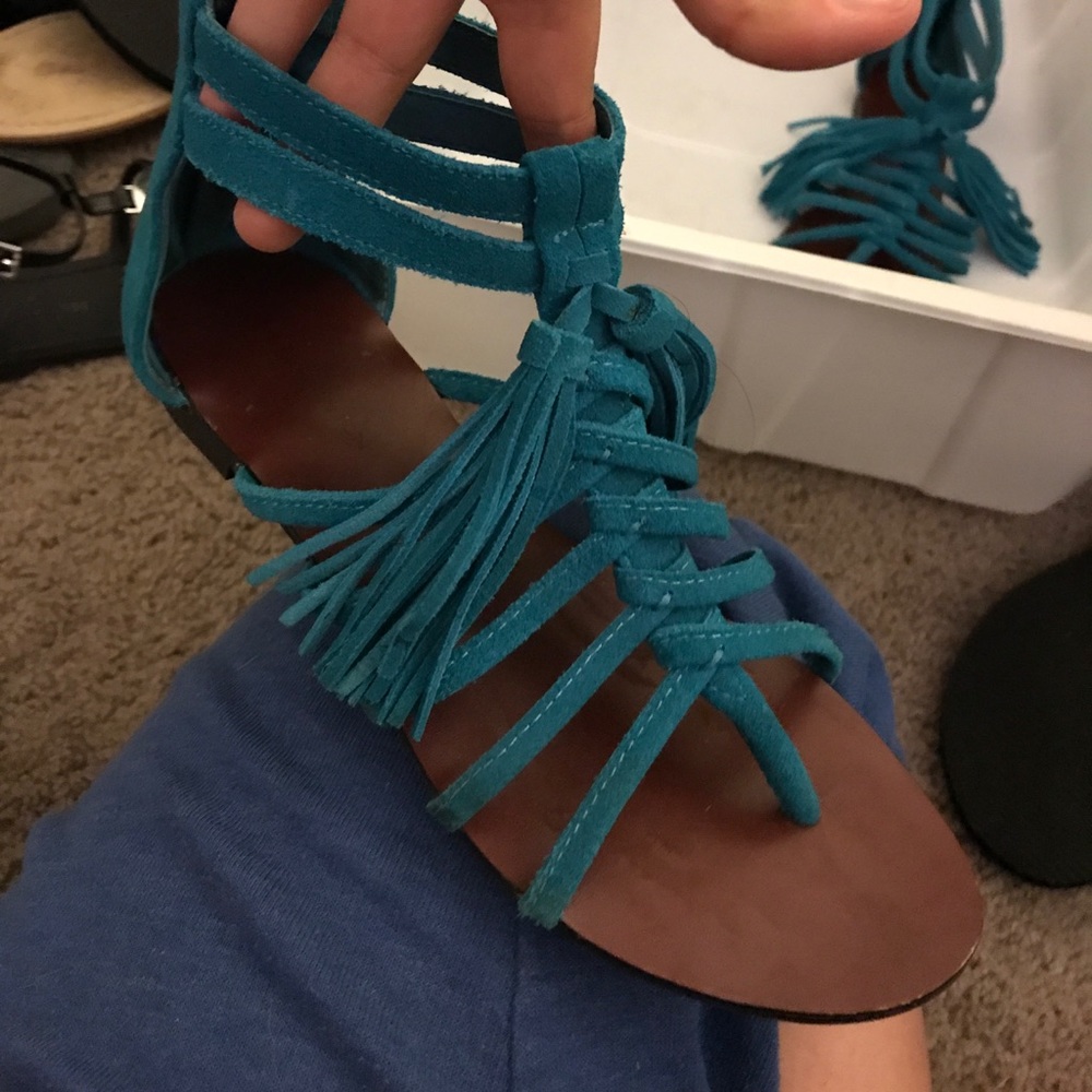 Halston real leather sandals size 6.5