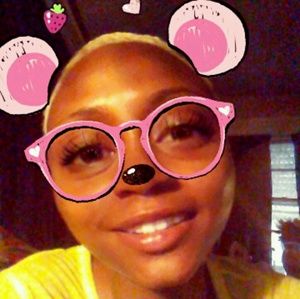 Meet your Posher, Sade