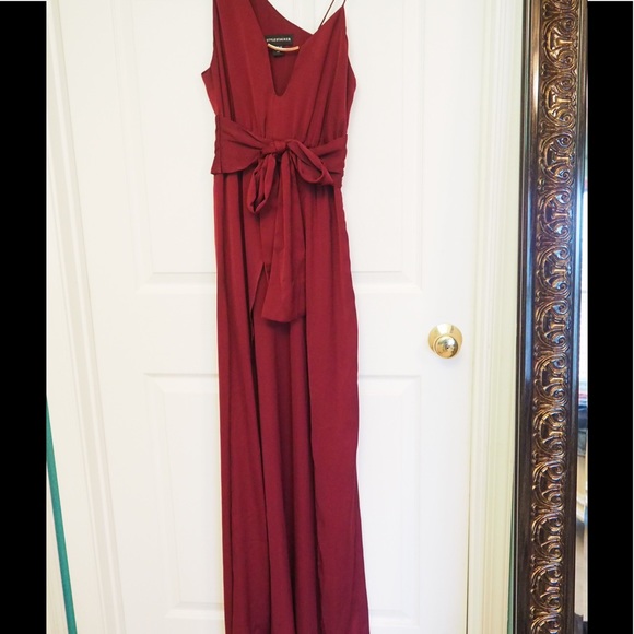 Red prom dress size 4 - Picture 2 of 5