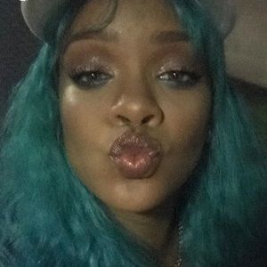 Meet your Posher, Angel