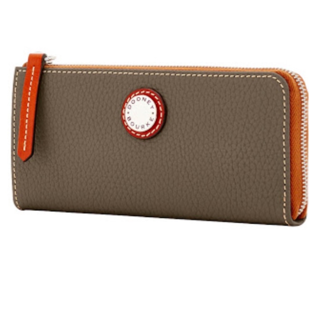 Dooney & Bourke wallet