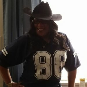 Meet your Posher, Forestina