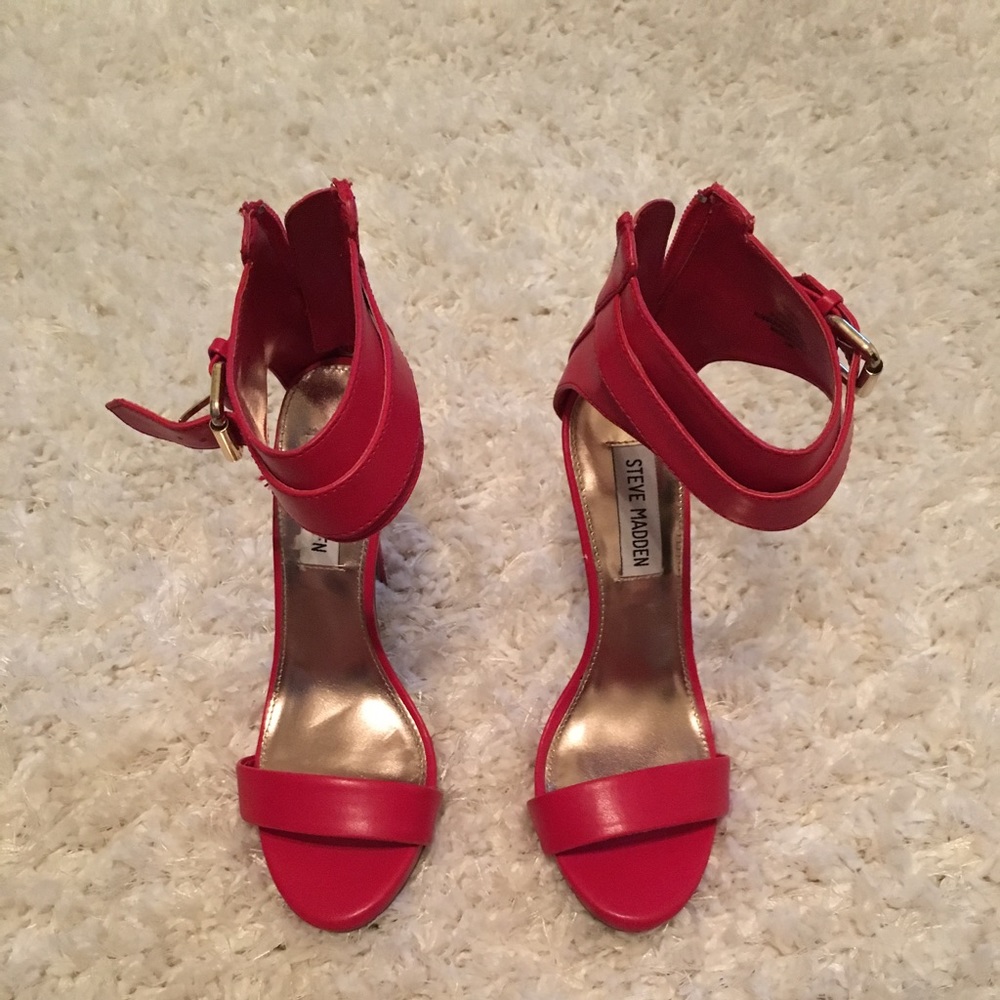 Steve Madden Madasyn sandal