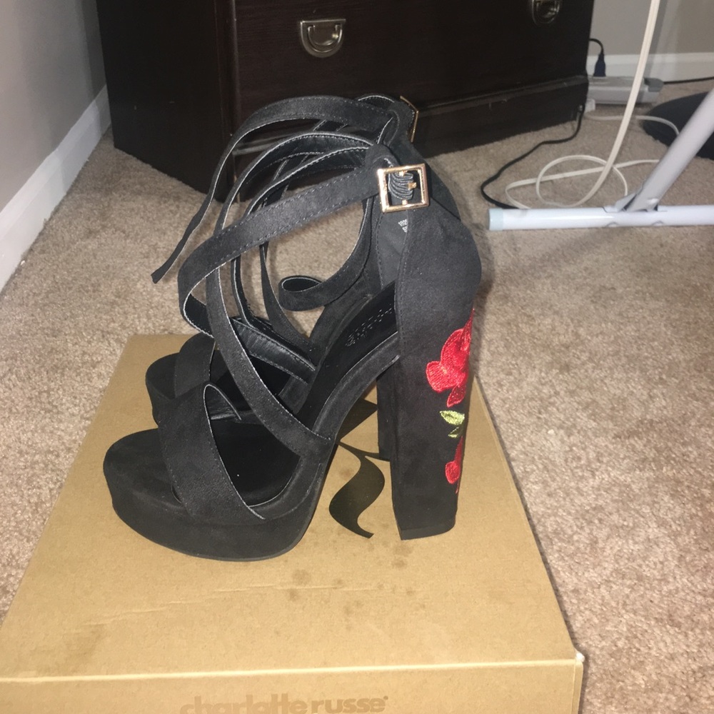 Black Chunky Heels