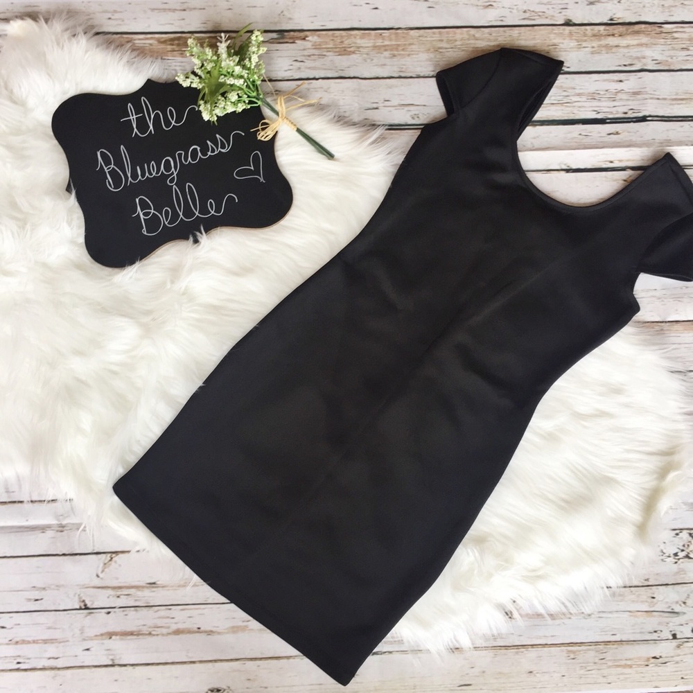 Simple Black Wet Seal Body con Dress