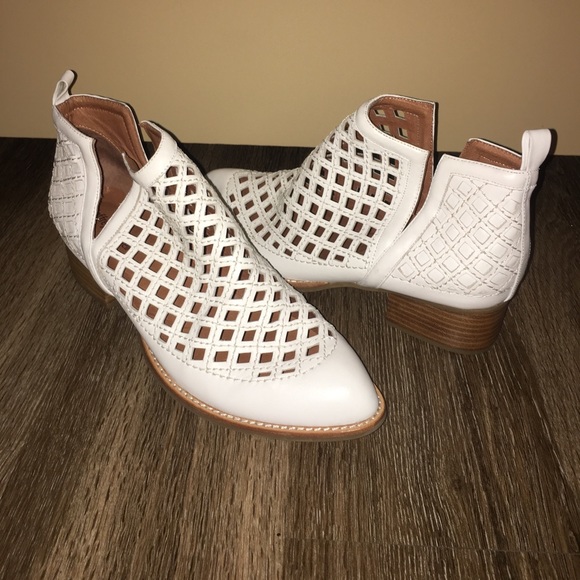 Jeffrey Campbell Shoes - Jeffrey Campbell Taggart Ankle Booties 10
