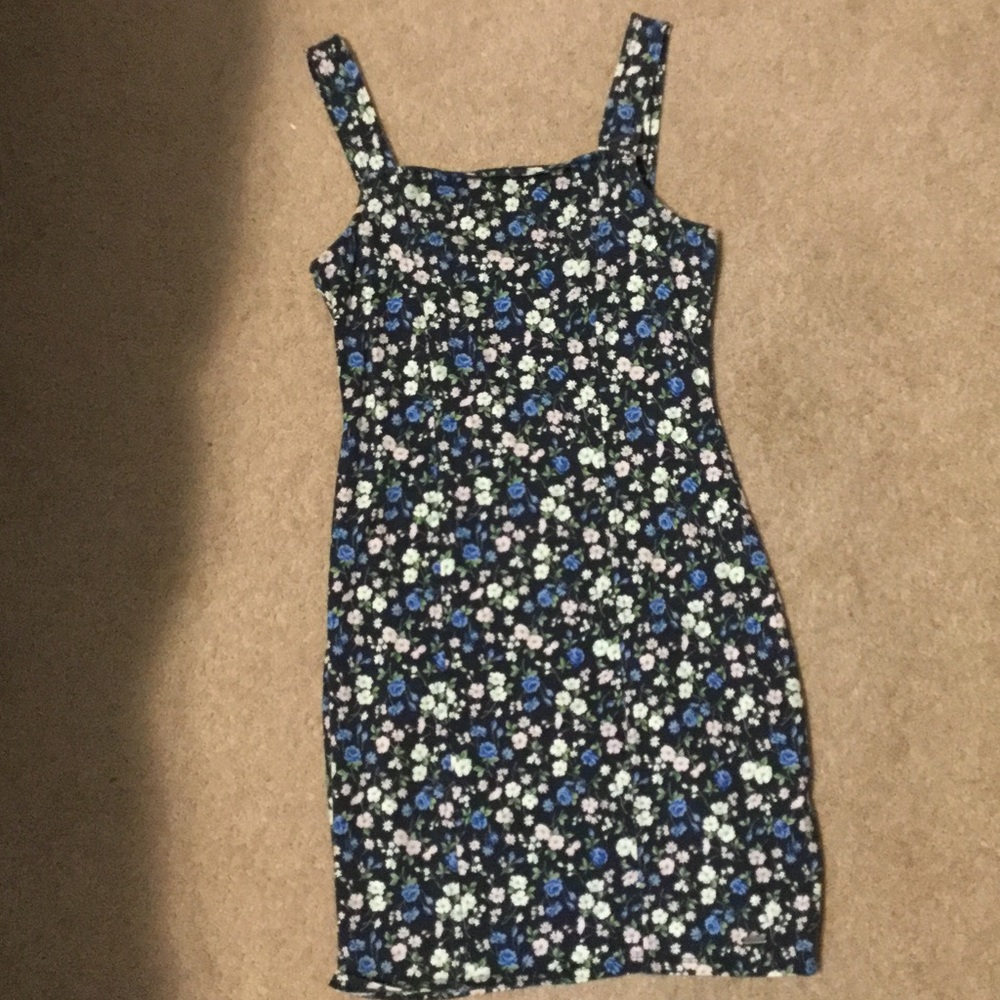 Floral Hollister dress