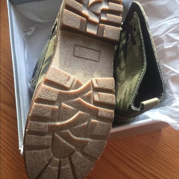 Unisex Kids Camo Combat Boots  flouaget  Size 3 - Picture 8 of 8