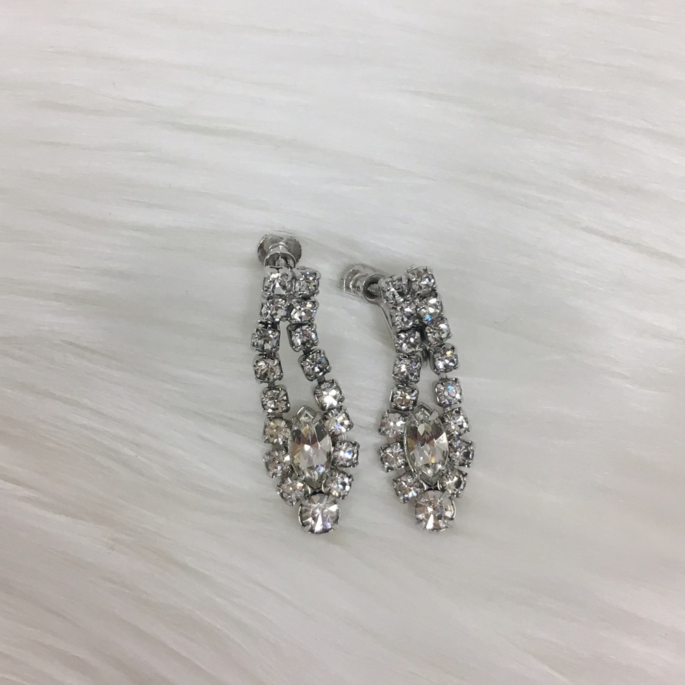 Vintage Crystal Rhinestone Dainty Dangle Earrings