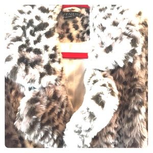 Meet your Posher, Cat