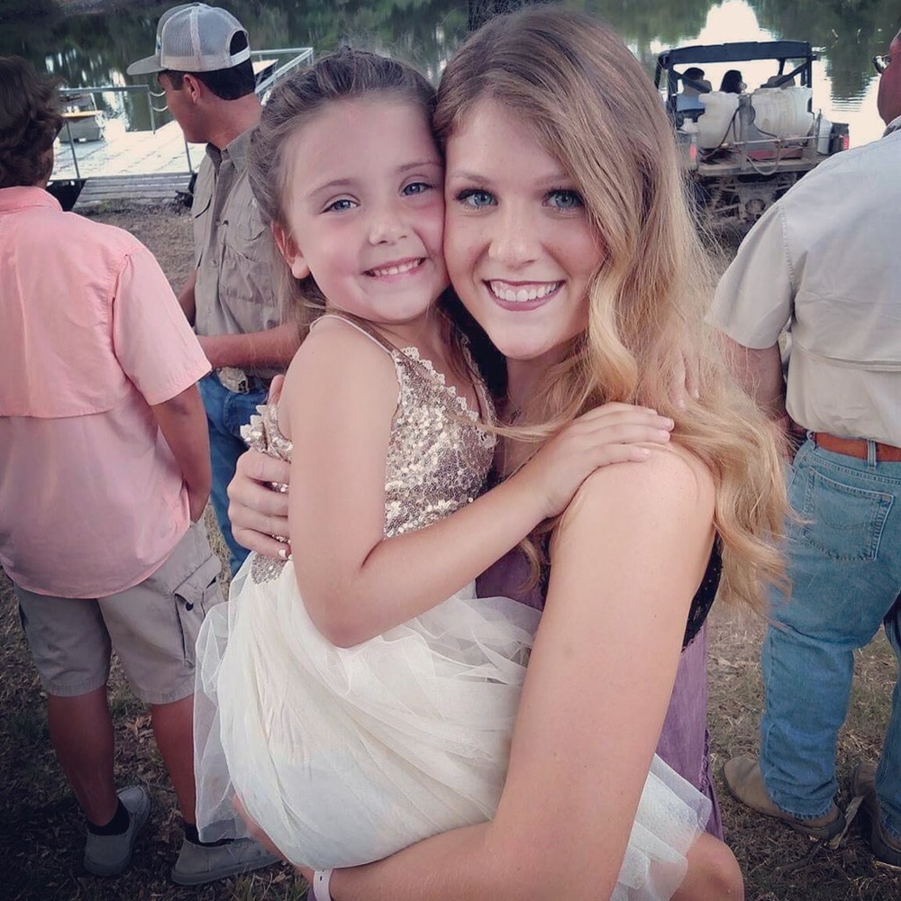 Meet your Posher, Julia