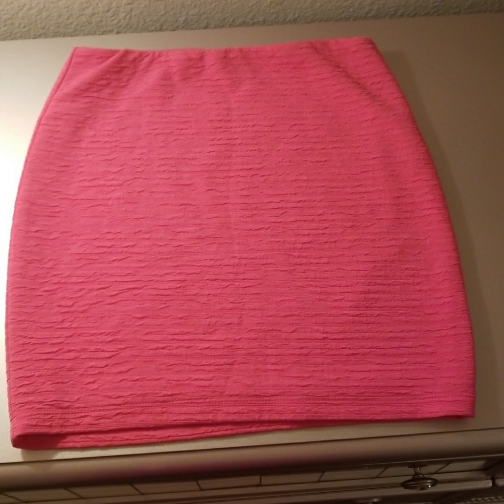 Forever 21 Pink fitted mini skirt
