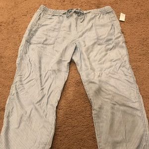 NWT Gap lightweight striped pants