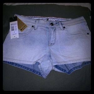 Roxy shorts size 24