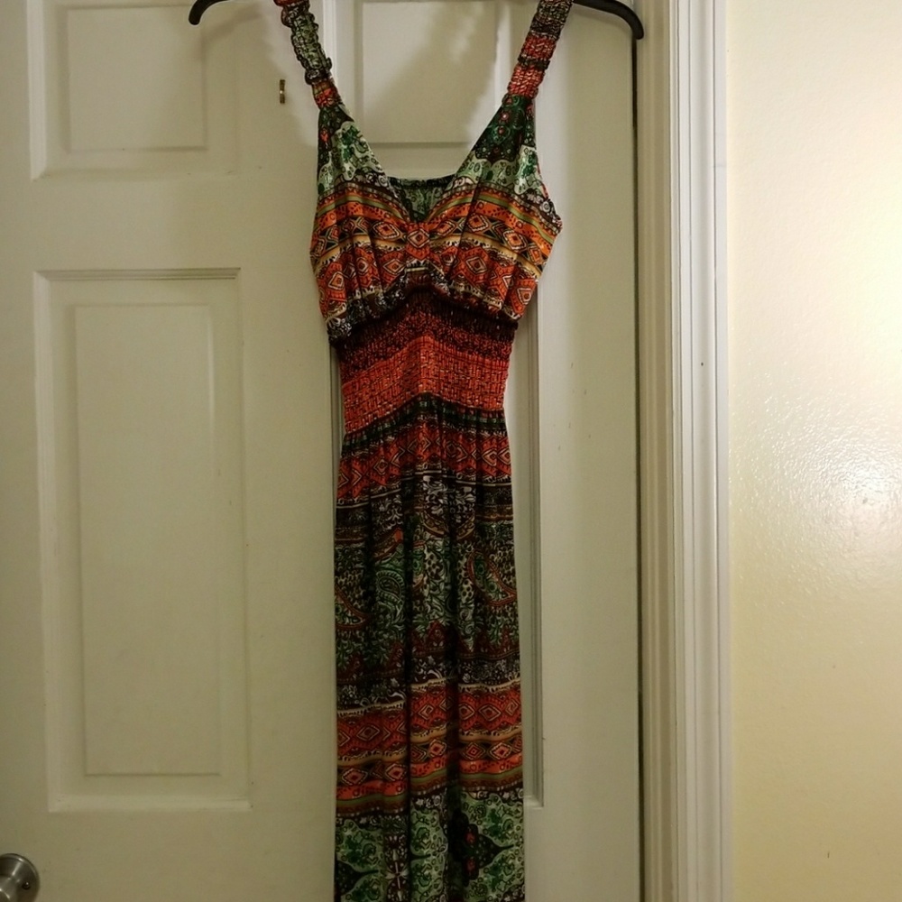 💲SOLD💲Women's Maxi Dress Size size XL