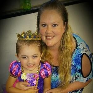 Meet your Posher, Paula