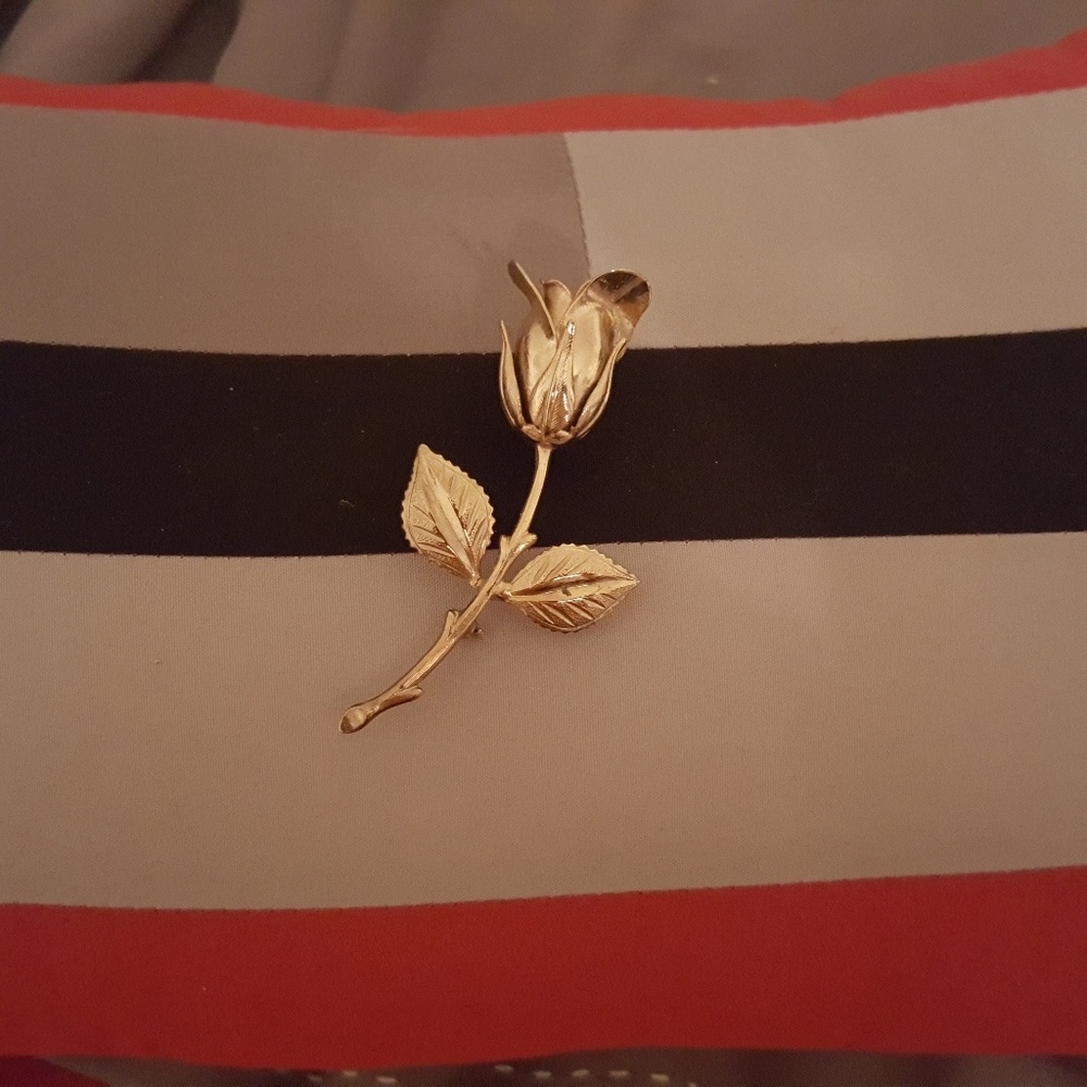 Vintage Gold Rose Pin