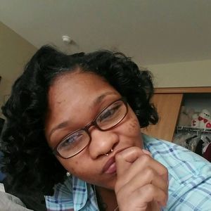 Meet your Posher, Leann