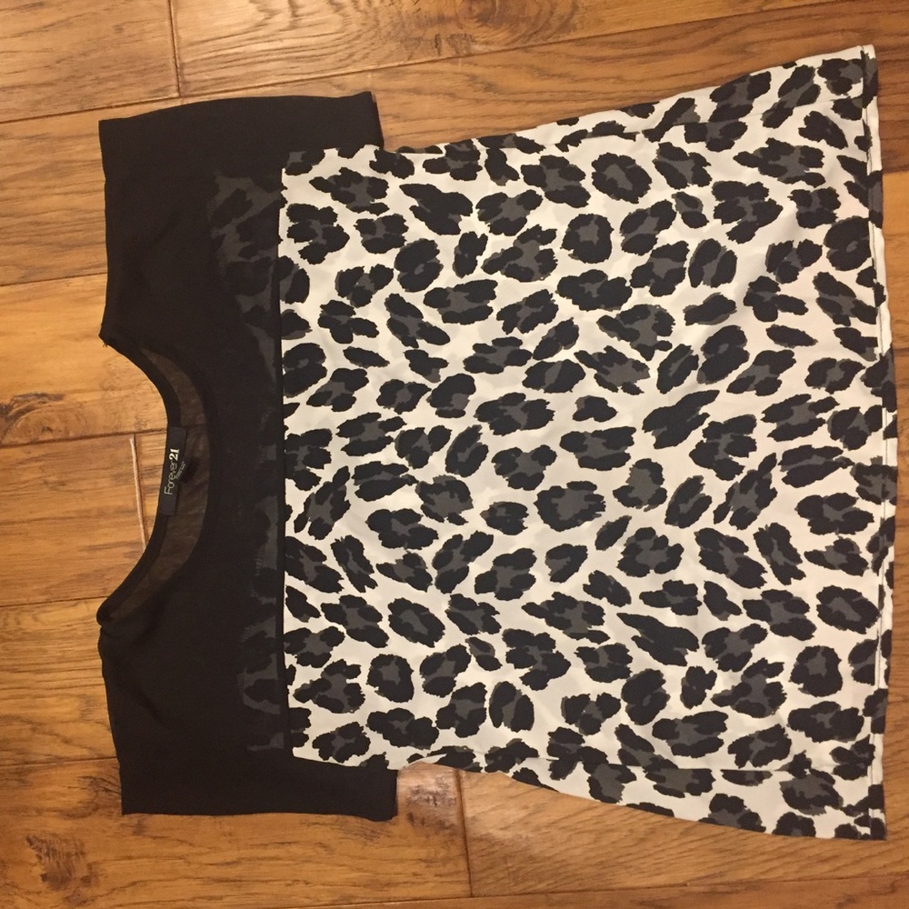 Leopard top