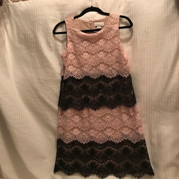 Jessica Simpson Tiered Scallop Lace Mini Dress - Picture 2 of 2
