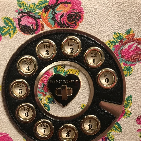 🌲 Betsey Johnson Retro Receiver Headset Crossbody - Picture 3 of 8