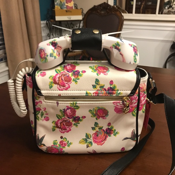 🌲 Betsey Johnson Retro Receiver Headset Crossbody - Picture 4 of 8