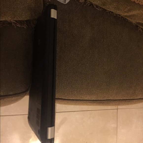 Laptop - Picture 6 of 8