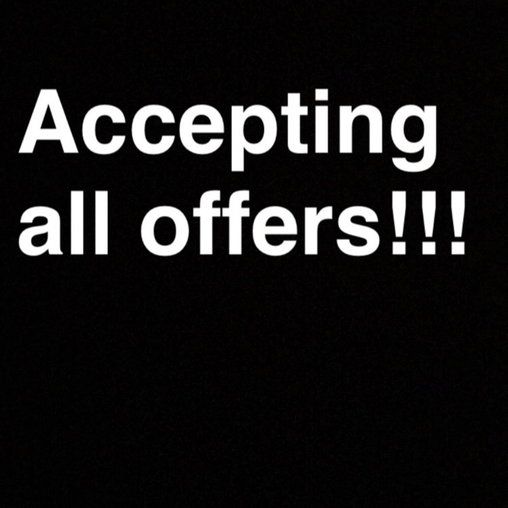 🎀🎀Make me an offer!l🎀🎀