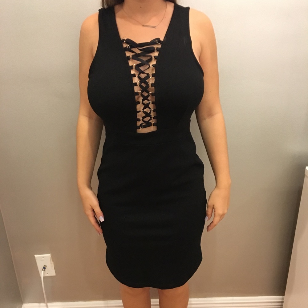 LF BLACK FROM FITTING LACE UP DRESS