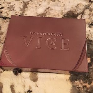 Urban Decay Vice Lipstick Palette