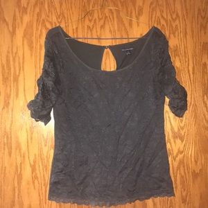 Cute 3/4 floral patterned blouse