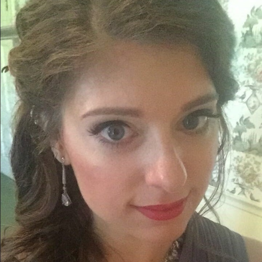 Meet your Posher, Lauren