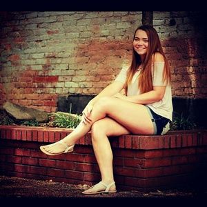 Meet your Posher, Brianna